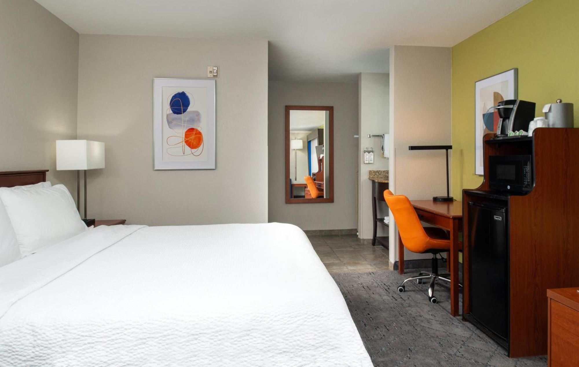 Holiday Inn Express Hotel & Suites Farmington By Ihg Esterno foto