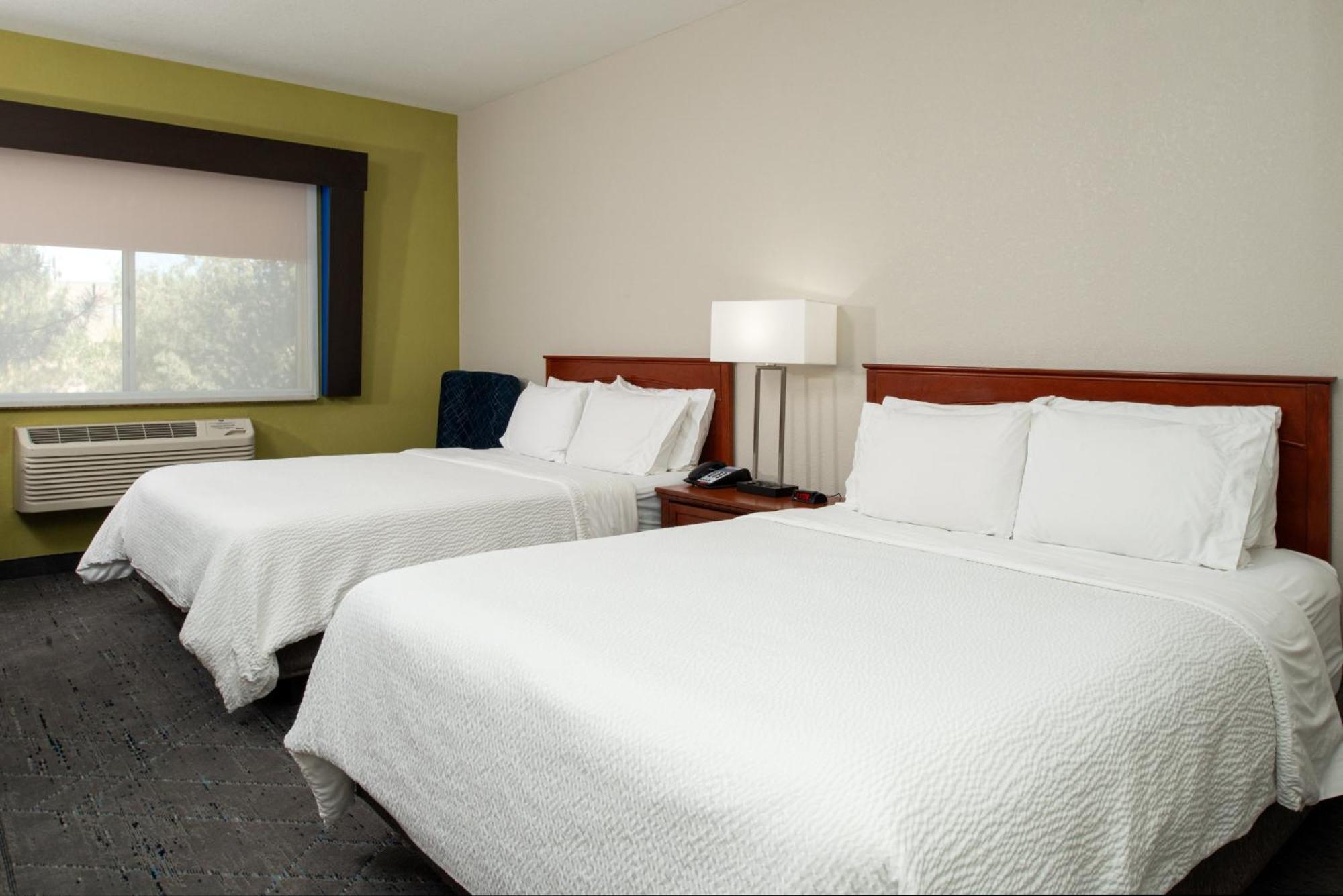 Holiday Inn Express Hotel & Suites Farmington By Ihg Esterno foto