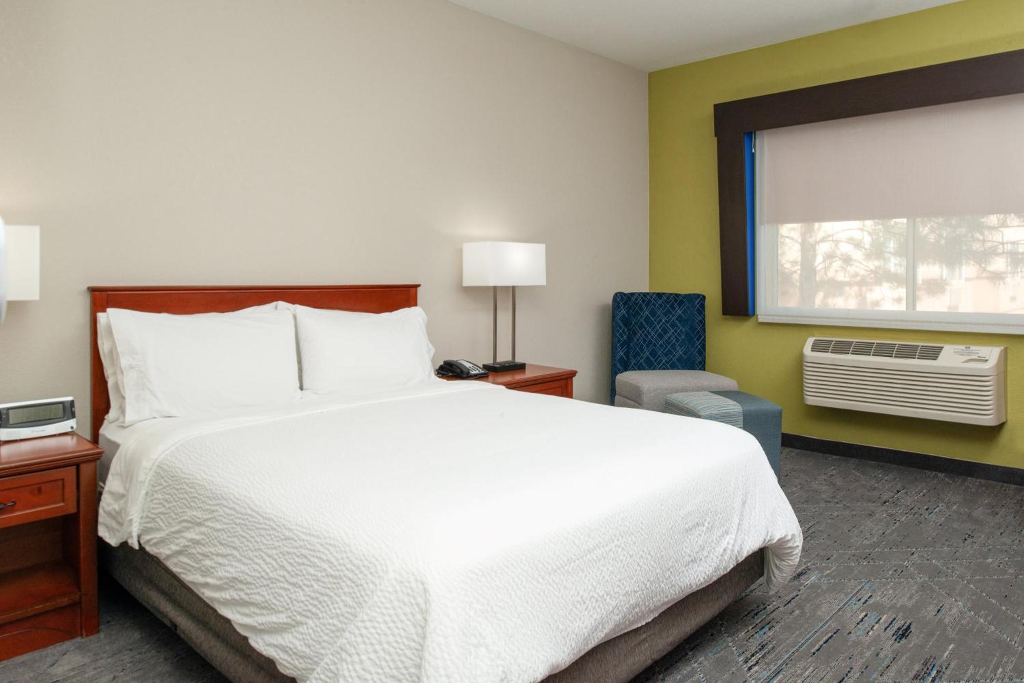 Holiday Inn Express Hotel & Suites Farmington By Ihg Esterno foto
