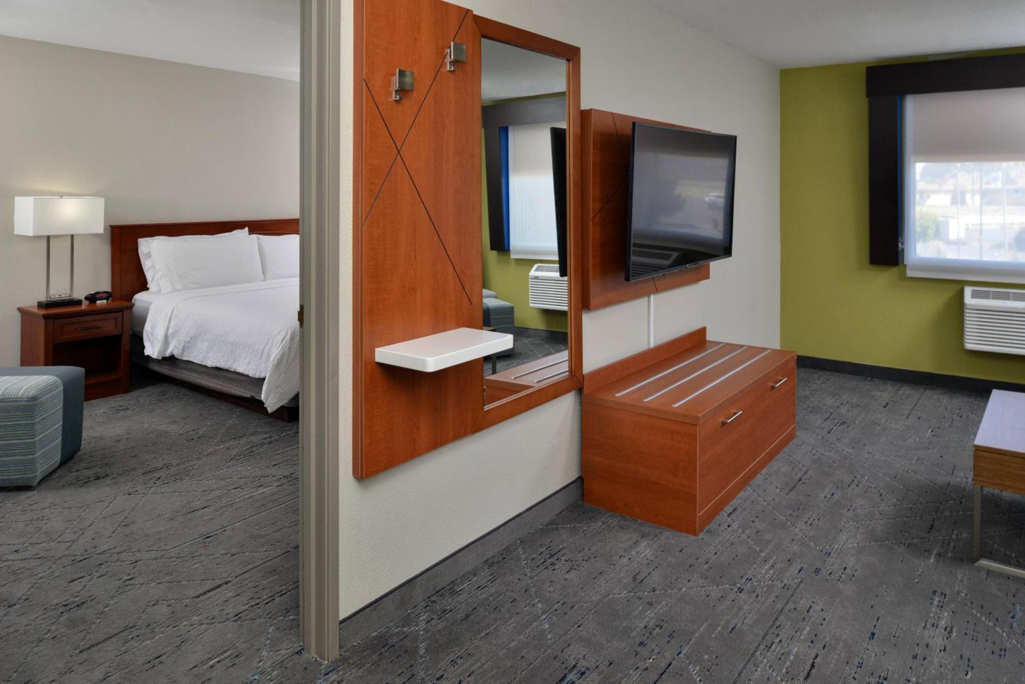 Holiday Inn Express Hotel & Suites Farmington By Ihg Esterno foto