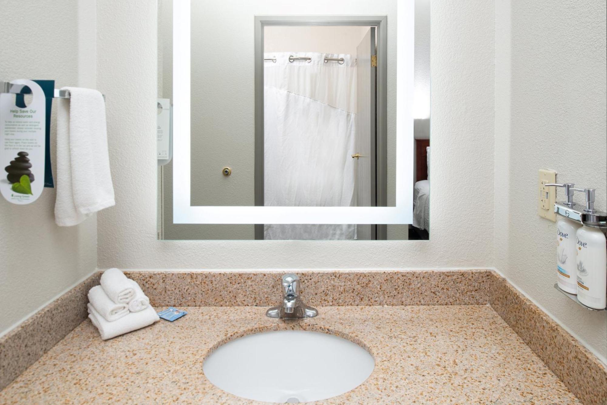 Holiday Inn Express Hotel & Suites Farmington By Ihg Esterno foto