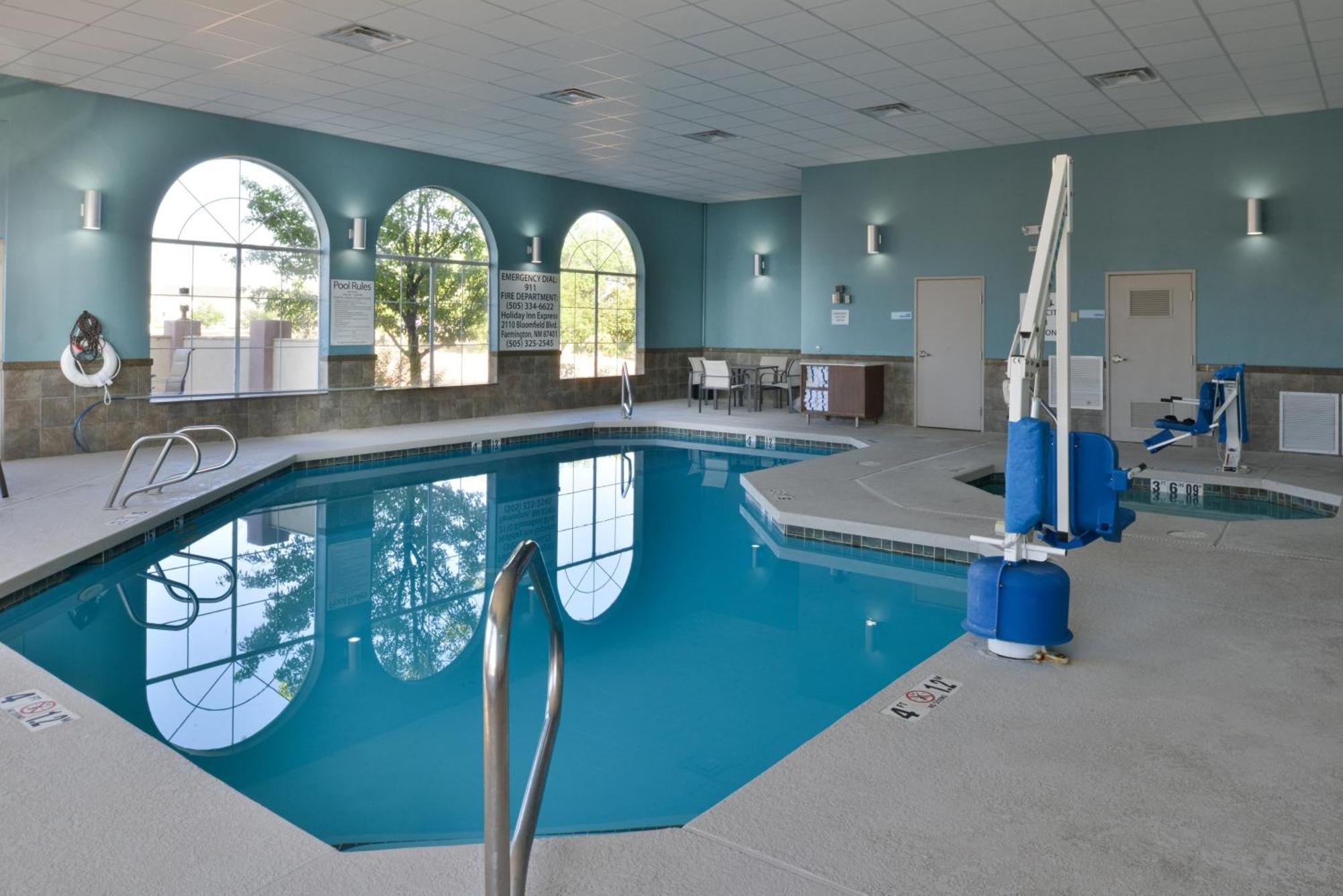 Holiday Inn Express Hotel & Suites Farmington By Ihg Esterno foto
